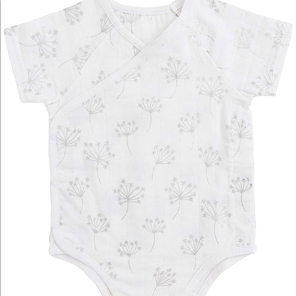 NWT Aden and anais kimono onesie
